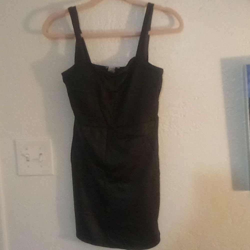 BLACK Dress SIZE MED. STRAP SHOULDER, MINI, LIKE NEW, FUN, PARTY, FESTIVE,